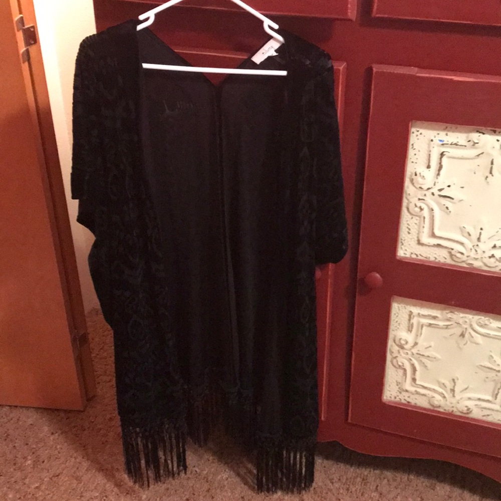 Coletta black velvet vest